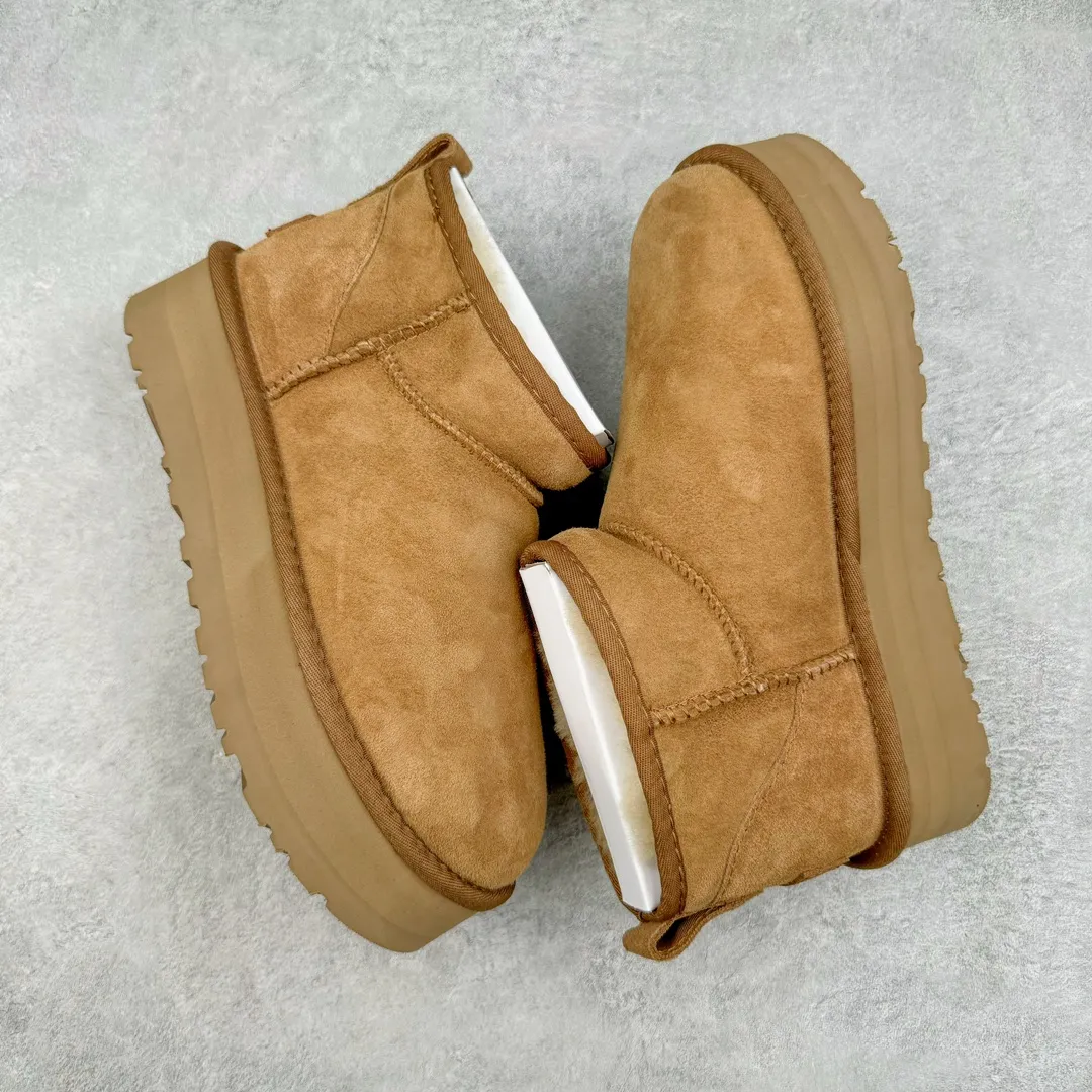 Pick up locally 💰520 UGG 5092 Classic autumn and winter sheepskin and fur integrated snow boots. All shoes are made of ZP. Longfeng A-grade Australian imported sheepskin and fur integrated brand OEM production line. Fully follow the ZP process. OEM original pattern maker. Adhering to the principle of no original shoe development and selection. Pay attention to every detail. The most authentic version on the market. TREADLITE "Light Wing" technology outsole. Light/durable/flexible/pile size: 35 36 37 38 39 40 Coding: by2936070